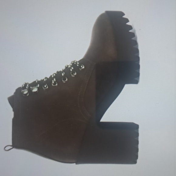 Seven7 Shoes - SIZE 10   SEVEN 7 FLATIRON BOOT
